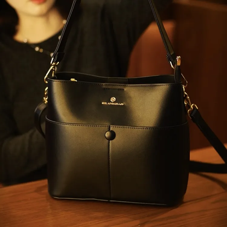 MEILAIDENG上新时尚水桶包经典款复古通勤女包多层大容量简约女包