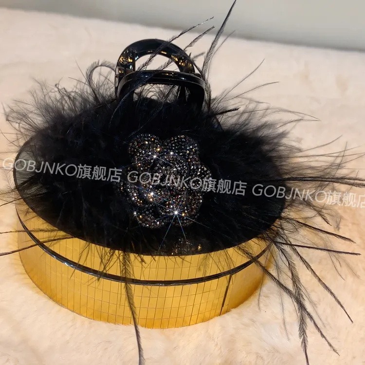 GOBJNKO韩版羽毛抓夹8公分女原创设计少女风发夹复古鲨鱼夹优雅