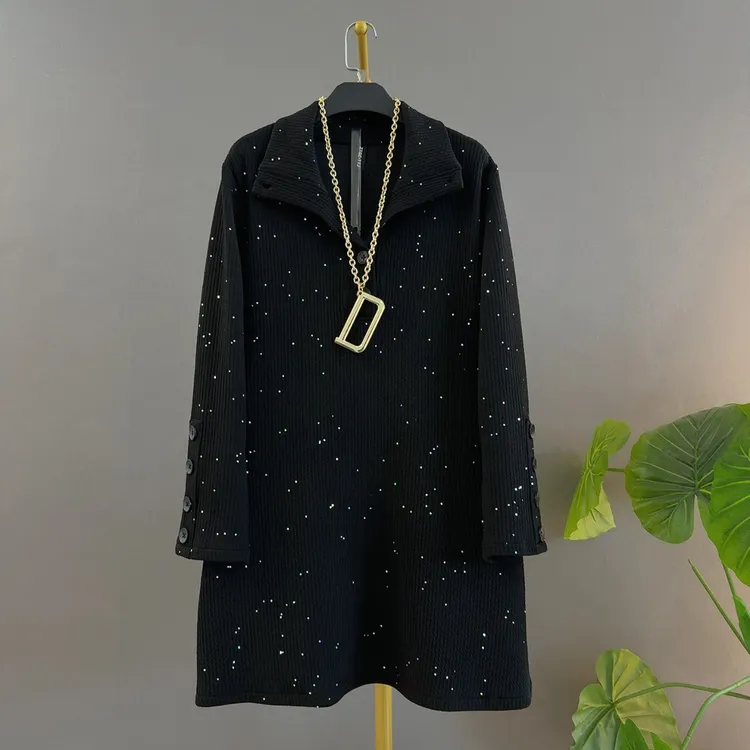 新款时尚翻领拉链满天星中长款长袖针织宽松遮肉大码洋气女装上衣