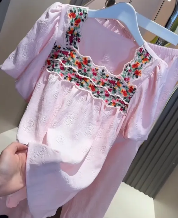 欧货重工刺绣花朵压花短袖裤子家居服两件套【实物微色差】