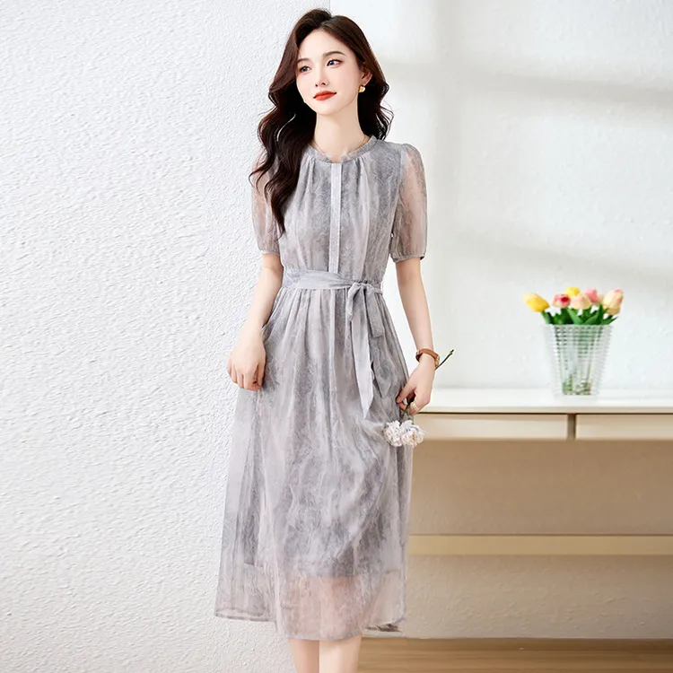 2025年夏季上新气质时尚优雅舒适透气设计高级感雪纺连衣裙