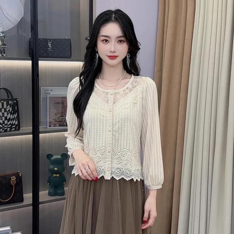 时尚洋气蕾丝衫女2025早秋新款设计感宽松显瘦衬衫百搭小衫上衣潮