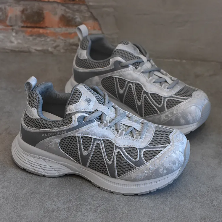 欧洲站女鞋爆款增高厚底网面老爹鞋女2025新款轻便百搭休闲运动鞋