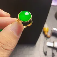 颈饰14K金镶嵌翡翠戒指