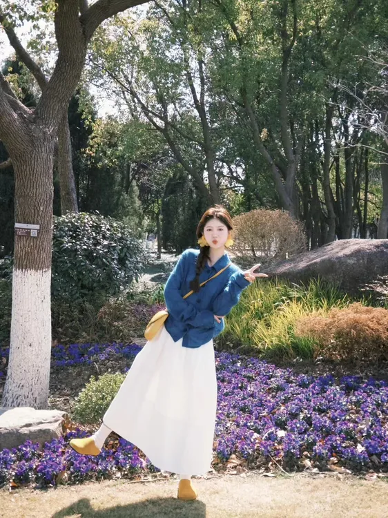 森系原宿风小众蓝色毛衣2025早春新款慵懒感针织开衫百搭半身裙