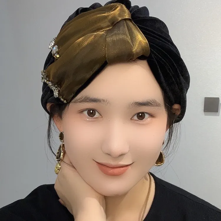 2026设计款新款丝绒精细发带帽