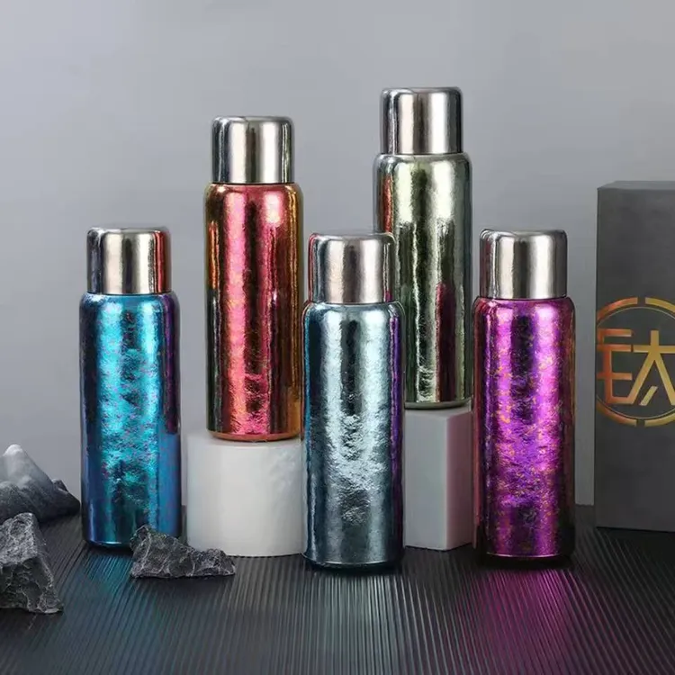 纯钛磁吸保温水壶600ml高档大容量户外便携皮套旅行保温水杯轻奢