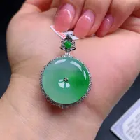 天然缅甸翡翠A货18k冰飘阳绿平安扣气质精美尺寸33.8+24+7.6