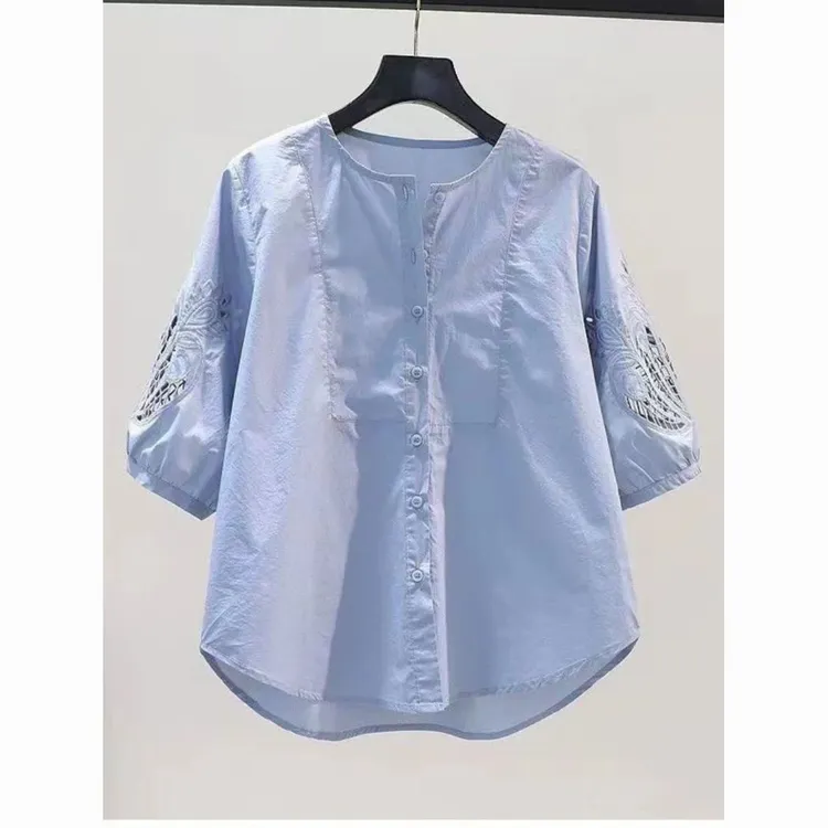 夏季女士纯棉镂空刺绣圆领五分袖宽松设计感休闲衬衫