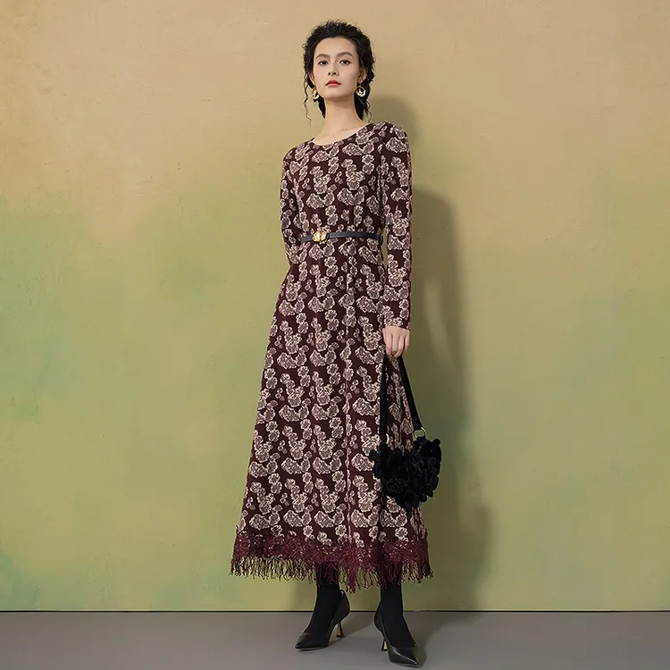 生活在左2025秋季新品提花优雅花边流苏连衣裙女1953339