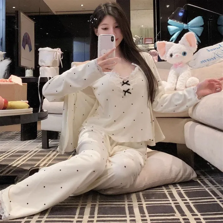 冬季2025新款海岛绒睡衣女秋冬波点加厚保暖气质性感三件套家居服