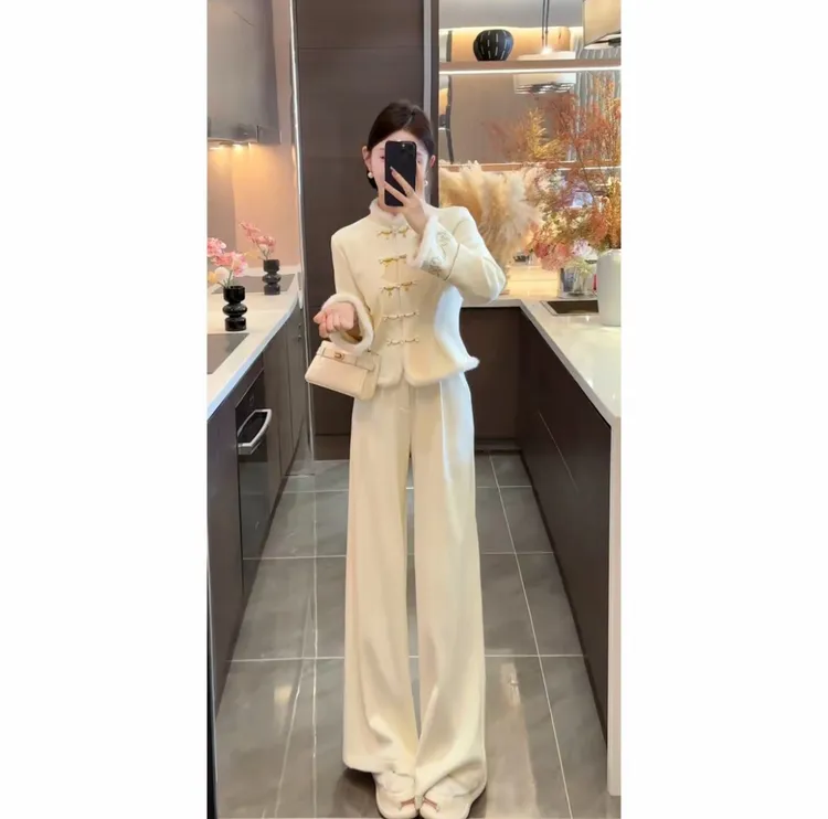  周粥铭顺-【玉骨】2025秋冬加绒加厚收腰刺绣盘扣两件套JJQ5TZ6237