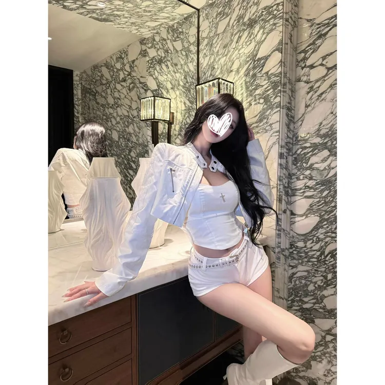 【现货秒发】外套女短款皮衣款气质高级感机车休闲夹克白色长袖上衣