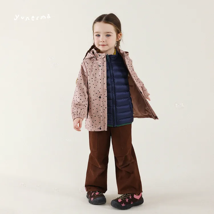 允儿妈女童秋季新款杜邦三防连帽冲锋衣宝宝小众波点防风服外套潮