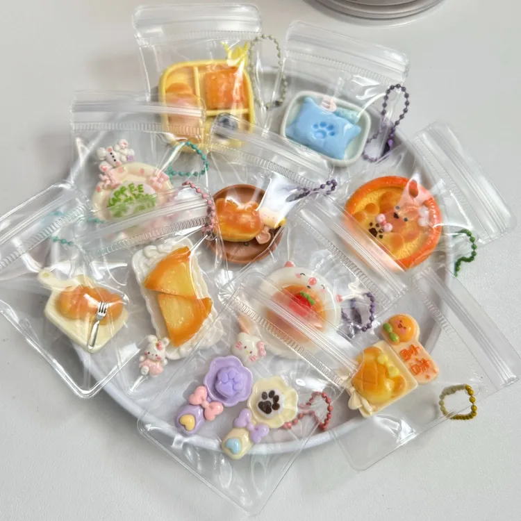 【现场拆】小鼻嘎捏捏纯手工食品级食玩挂件解压对对碰（含盘子）