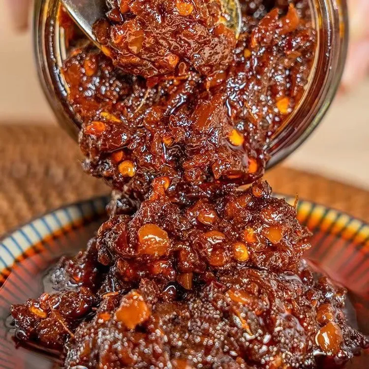 陆河山泉水自养牛肉做的牛肉酱拌面下饭神器