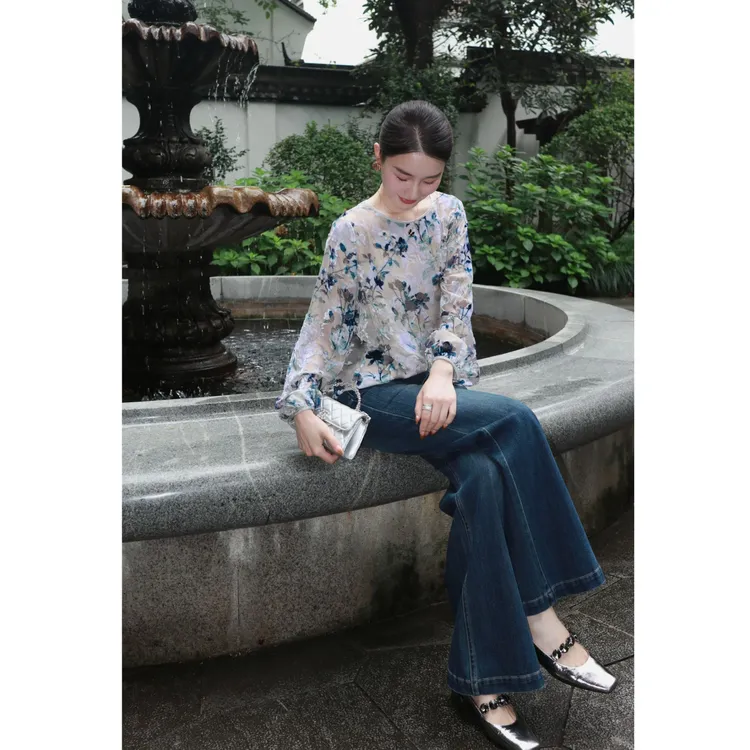 HELA AOMI“金皮丝绒”桑蚕丝63%重工高级感轻奢减龄新款套头衬衫