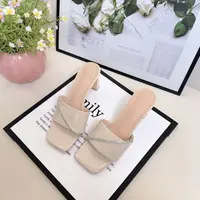 透明水钻凉拖鞋女夏外穿新款一字带粗跟中跟气质水晶凉鞋W325-40