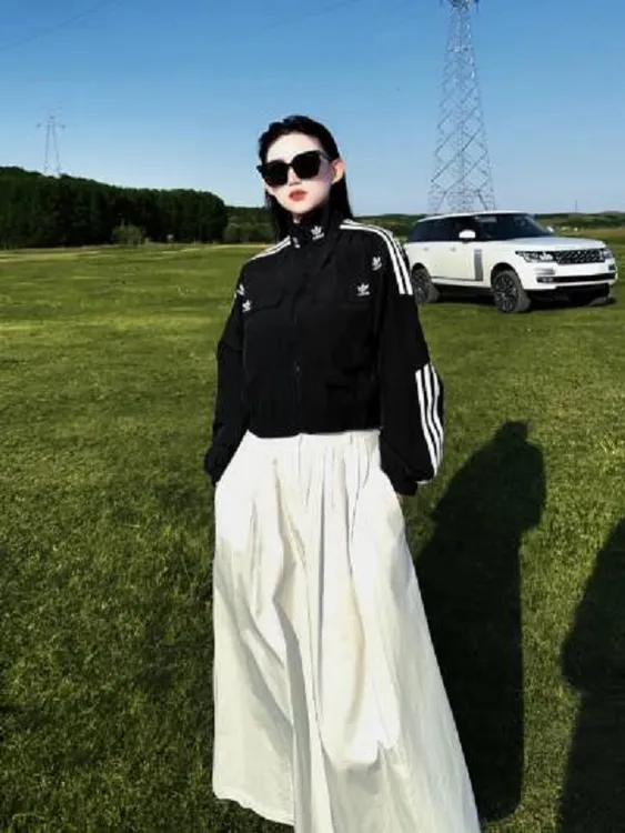 22875三叶草高腰立领开衫时尚百搭外套黑色长袖女装秋季