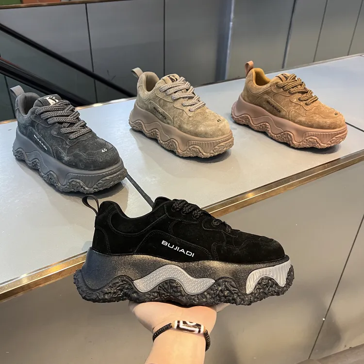 2025秋冬新款男士轻奢保暖厚底增高翻毛皮面时尚百搭舒适休闲潮鞋