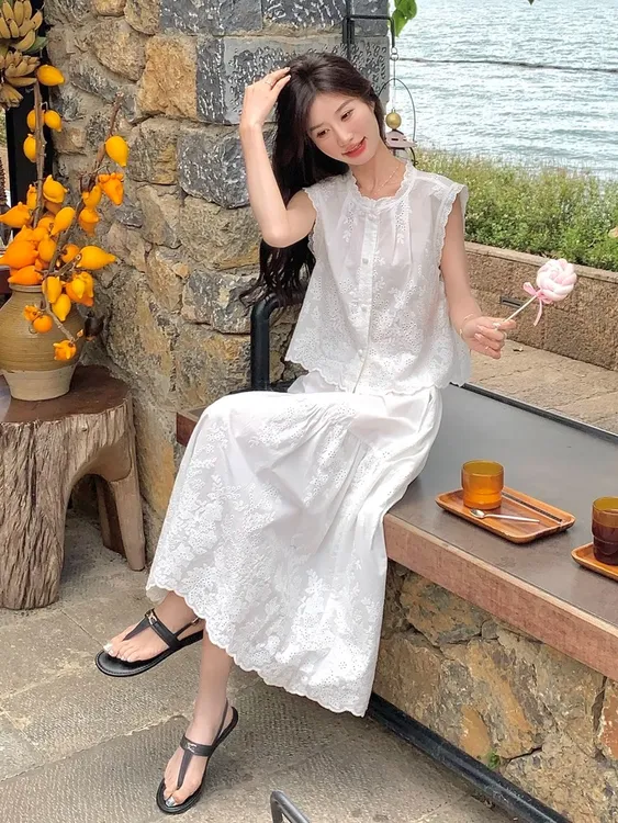 法式减龄白月光高个子穿搭女夏季高级感刺绣上衣半身裙套装两件套