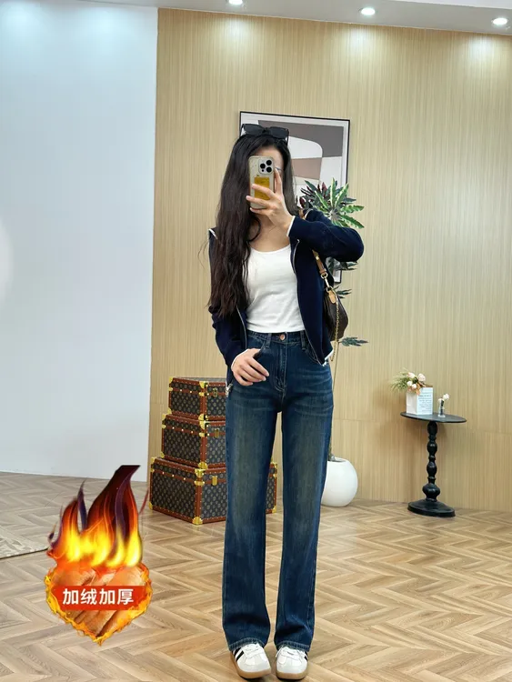 25款秋冬加绒窄版中高腰修身显瘦垂坠感时尚百搭怀旧蓝直筒牛仔裤