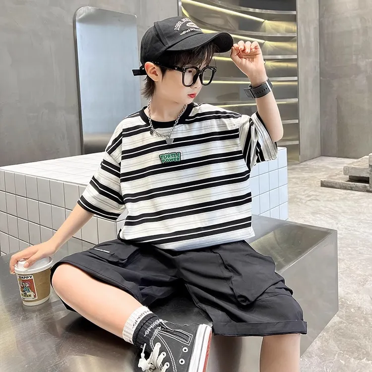 MK&UR.BV男童夏装套装2025新款中大童条纹短袖圆领酷帅薄款潮