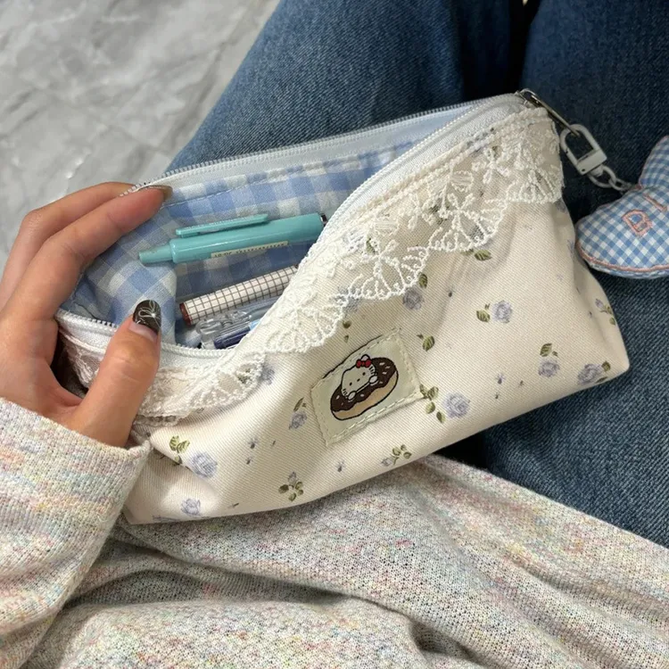 可爱kitty碎花铅笔袋新款简约高颜值ins少女心学生大容量文具GHM