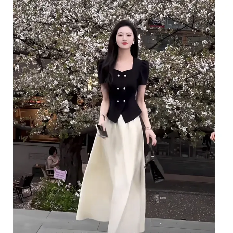 法式高级感小香风套装女轻奢女神范短袖上衣高腰时尚半身裙两件套