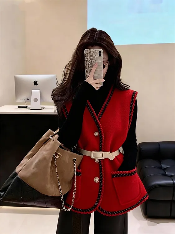 高级感气质减龄收腰软糯马甲女2025秋冬新款韩系圣诞显瘦背心外套