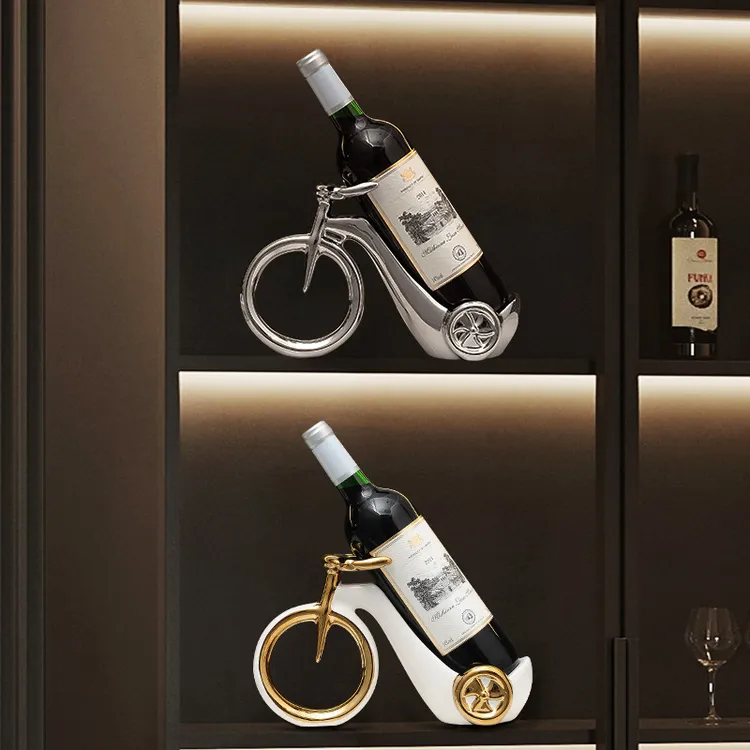 酒柜里的红酒架摆件轻奢客厅电视柜乔迁新居礼品陶瓷工艺品青瓷