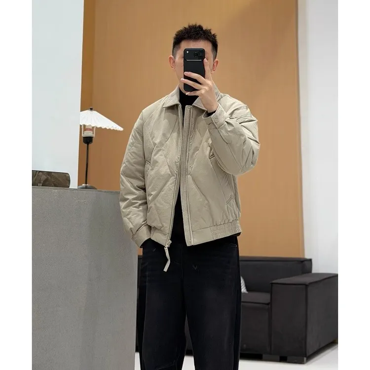 男士卡其色翻领轻薄羽绒服潮流休闲短款工装夹克轻熟风白鸭绒外套