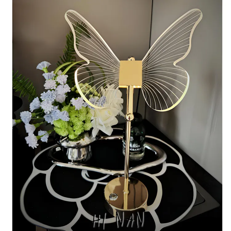 蝴蝶台灯床头灯卧室轻奢高级感充电款装饰氛围灯桌面摆件生日礼物