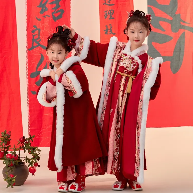 新款汉服女童冬季加绒加厚重工刺绣小财神拜年服襦裙中国风亲子装