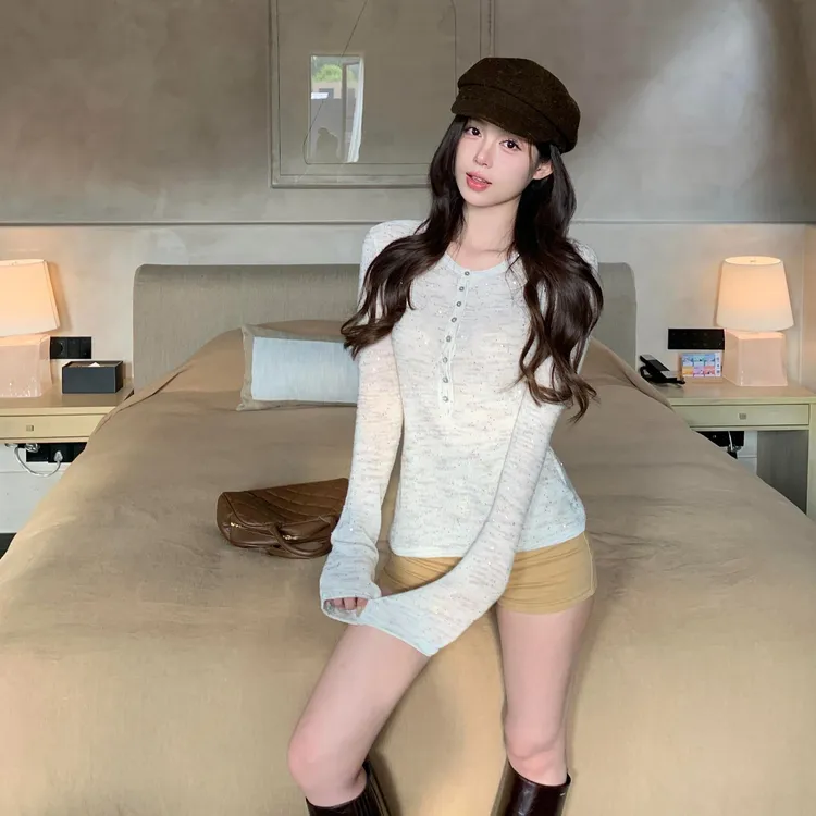 纯欲辣妹2025新款秋季修身显瘦长袖T恤女ins设计感小众气质上衣服