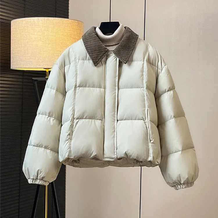 韩系时尚短款羽绒服女冬季新款撞色翻领小个子白鸭绒面包服外套潮