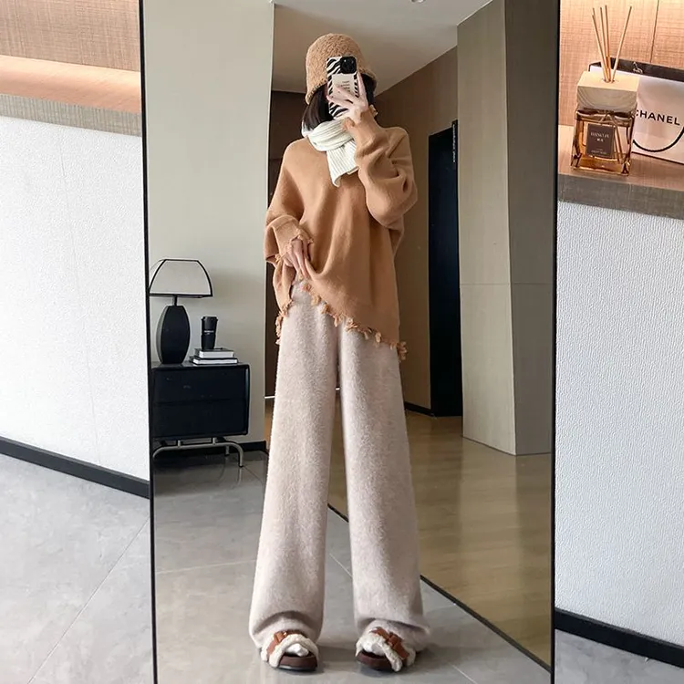 尚一诺燕麦色针织阔腿裤女秋冬毛绒绒糯米裤加厚水貂绒直筒休闲裤