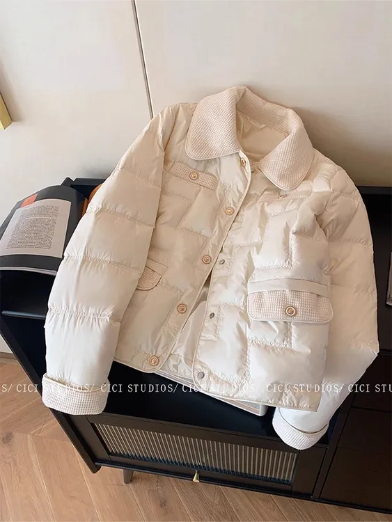 小香风轻职白色翻领女装秋冬季2025新款休闲简约气质法式保暖外套