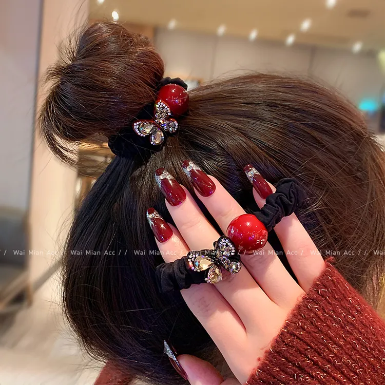 2026新款红色蝴蝶发圈水钻女高级感发绳马尾扎头皮筋本命年发饰品