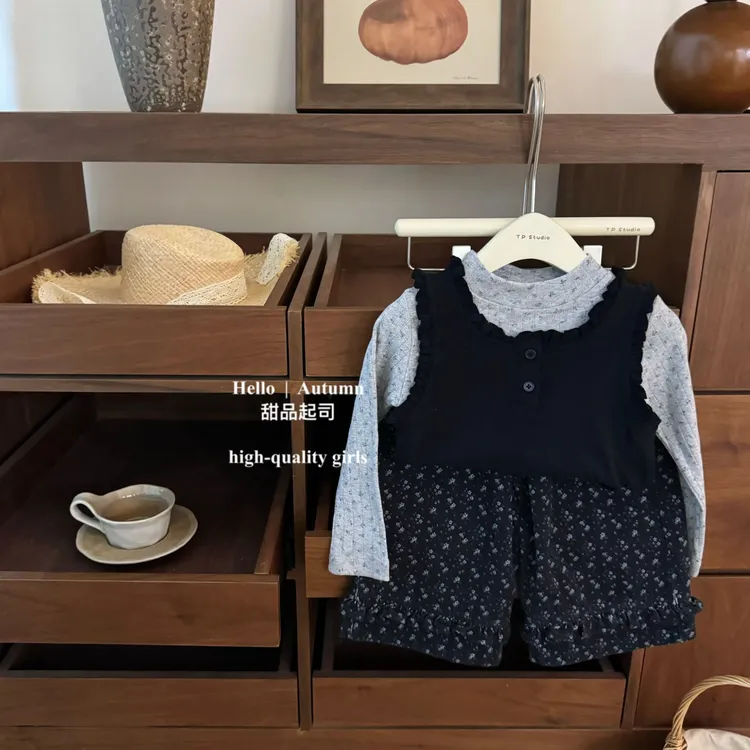 【甜品起司】叠穿美学！女宝宝韩系碎花马甲森系碎花牛仔裤时髦套装