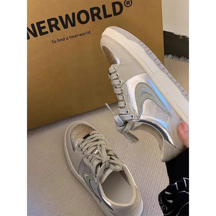 花知余银色德训鞋女2025春秋季休闲鞋百搭厚底学生板鞋小白鞋子