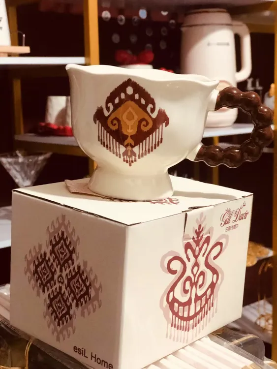 （hasoy新疆包邮）马克杯网红手绘家用卡通手柄款可爱风带盒子杯子