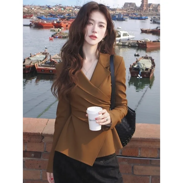 秋季新款阔太太洋气高贵上衣法式超好看轻奢高级感通勤风收腰衬衫
