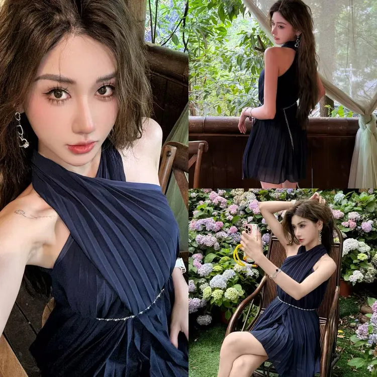 交叉挂脖褶皱连身裙