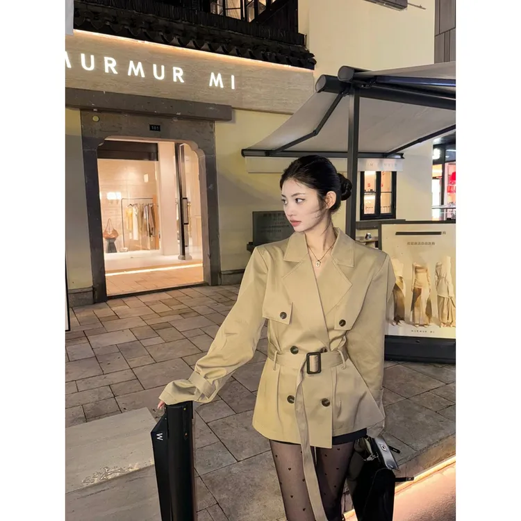 韩版韩系2025春秋新款拽姐穿搭廓形收腰显瘦双排扣短款风衣外套女
