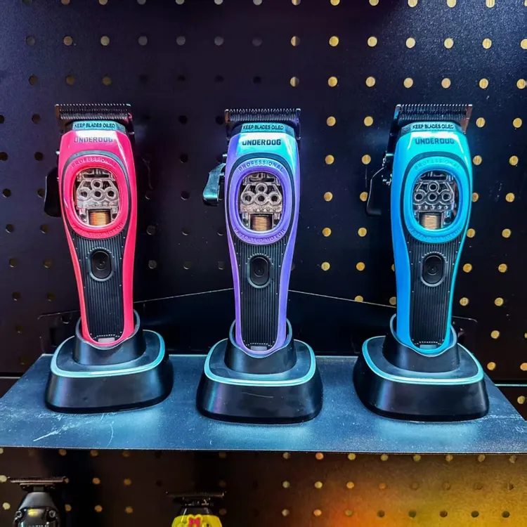 樱桃686 UD ER DOG 油头电推剪大功率磁悬浮渐变上挑去量理发器