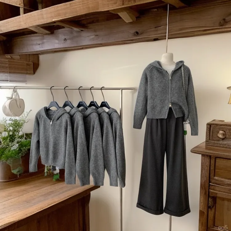 小个子百搭韩系慵懒风2025秋冬新款超好看连帽气质宽松针织开衫女