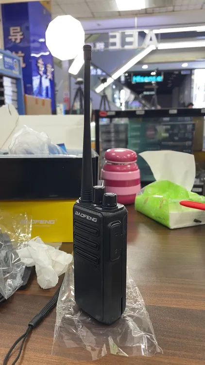 宝锋1904D数字加密对讲机便携户外手持数字对讲400～470兆模拟