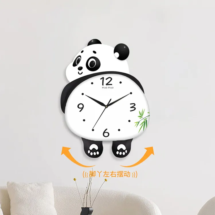 熊猫钟表客厅墙上挂钟家用静音石英钟新款时钟日历创意挂表免打孔