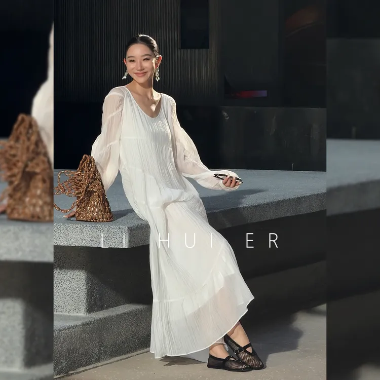 LiHuiEr李慧儿【长安之外】2025秋季新款简约白色连衣裙YC-702
